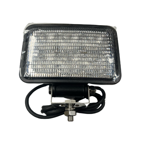 WORK LIGHT / LED- 4" x 6" RECTANGLE..6 LED -1350 LUMENS - Front