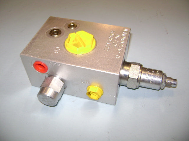 Valve - Hyd, Piston End Booster Axle | Weight: 11 lbs | Dimensions: 70X125X200MM | Brand: SCHWING